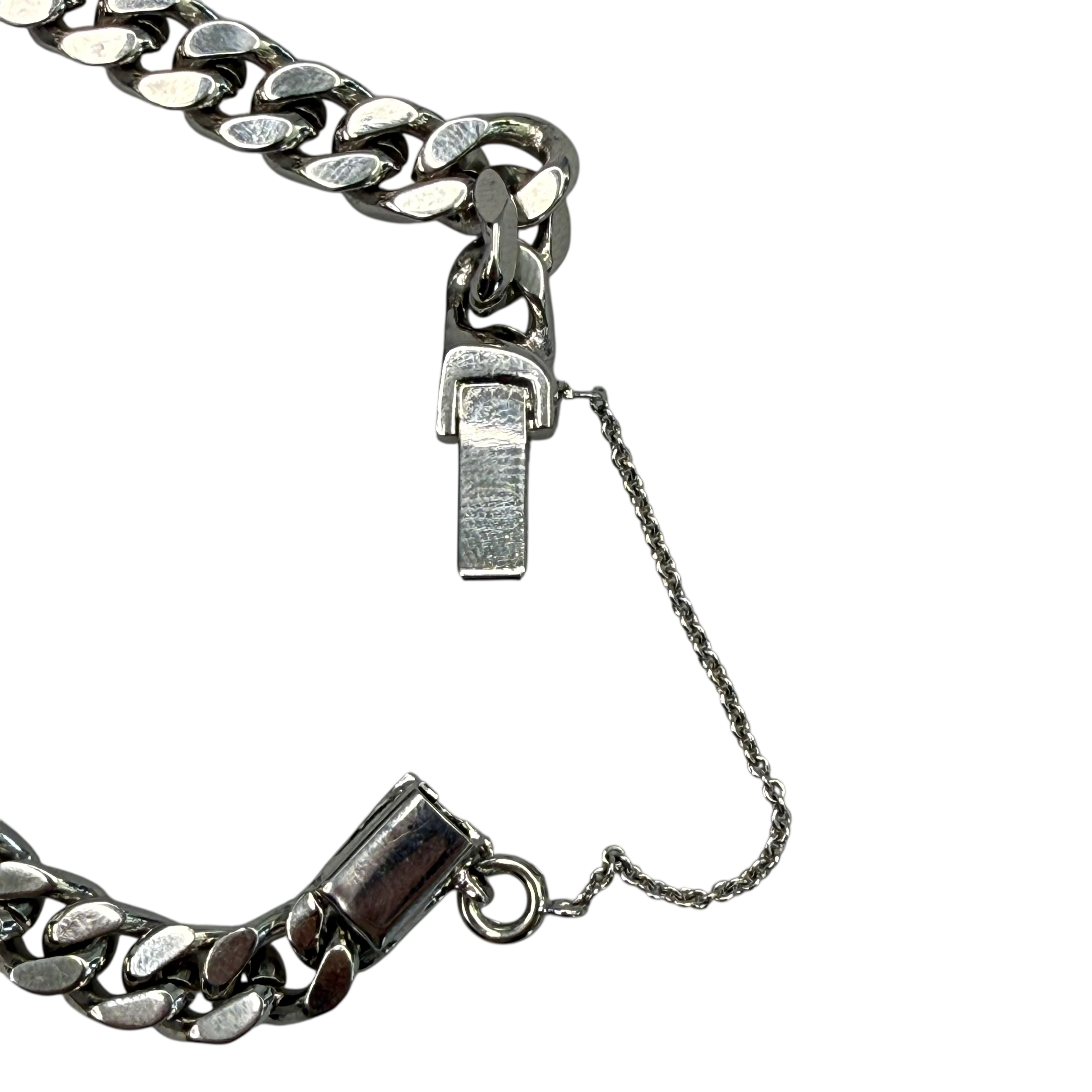 DIOR SPELLOUT PLATE BRACELET - SILVER PLATED
