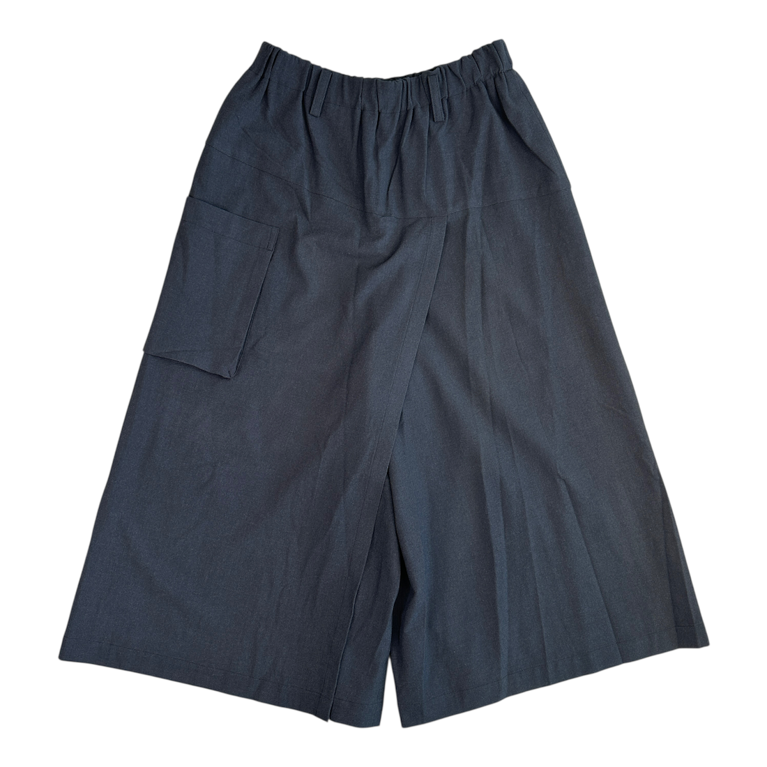 (M) ISSEY MIYAKE PLANTATION SKORT - NAVY