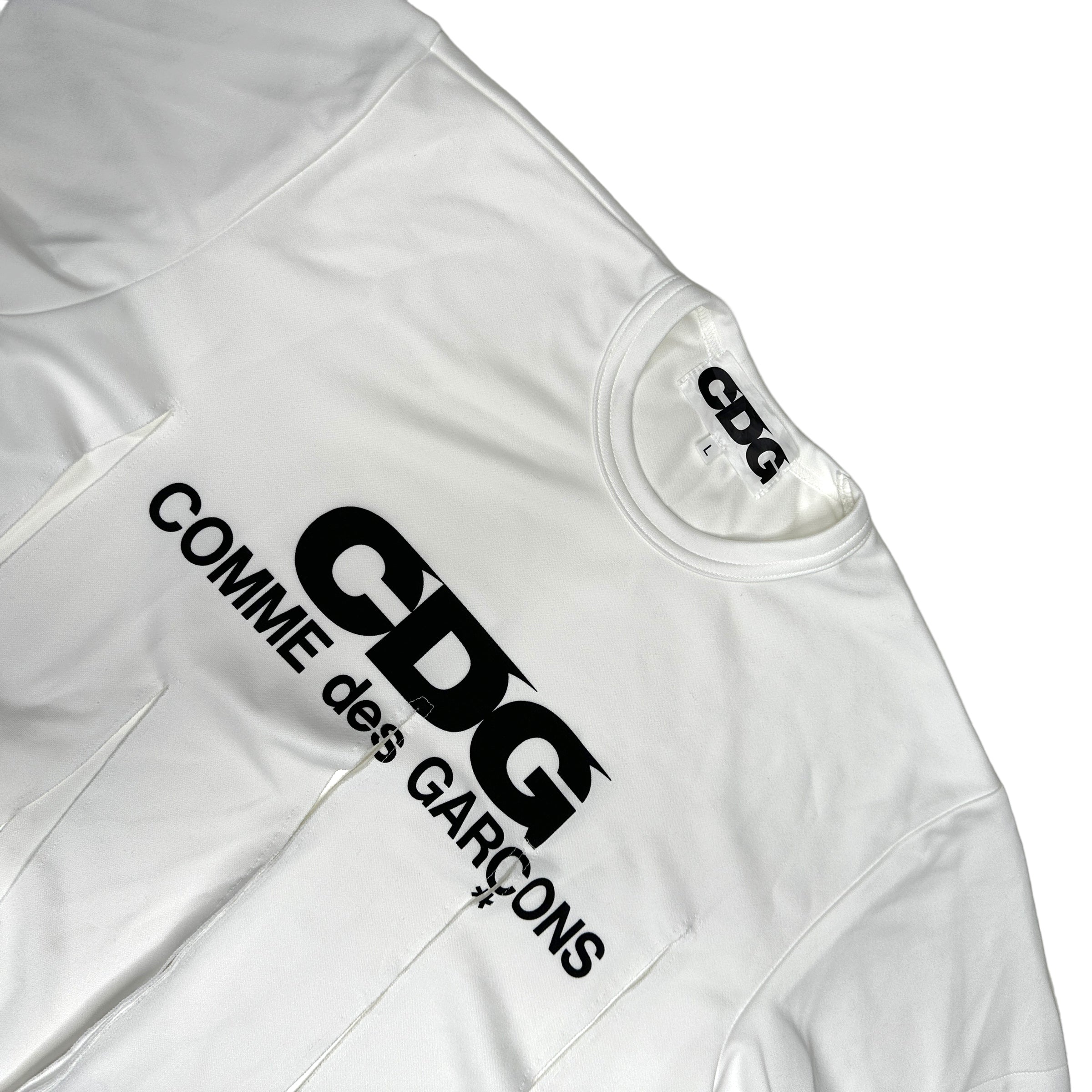 COMME DES GARÇONS "CUT" LOGO TEE - WHITE