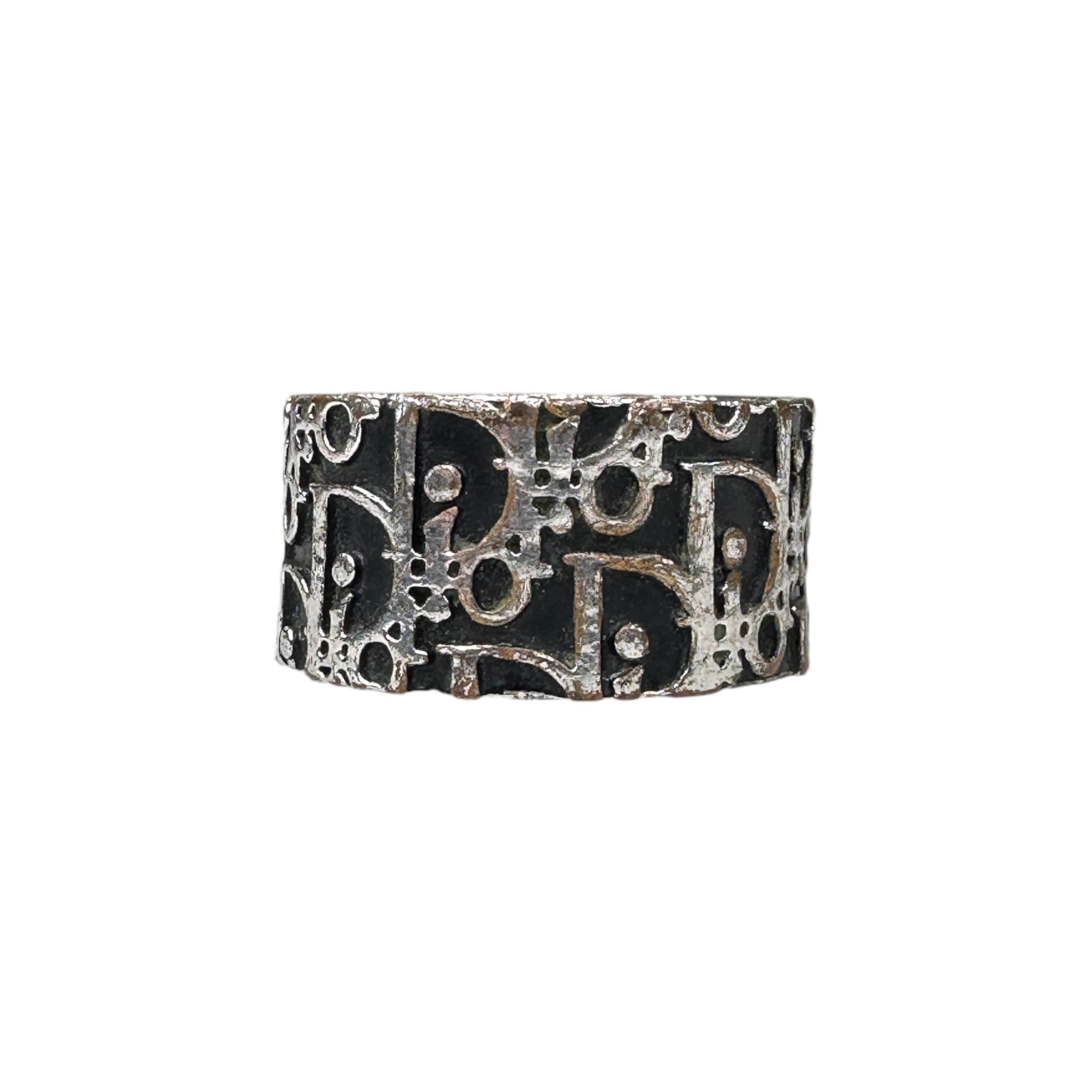 (13) DIOR BLACK TROTTER MONOGRAM "2" RING