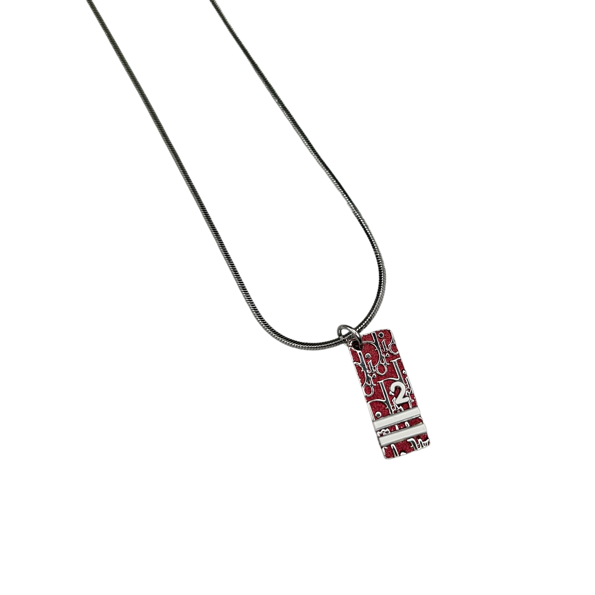 DIOR MAROON TROTTER PLATE NECKLACE - SILVER PLATED