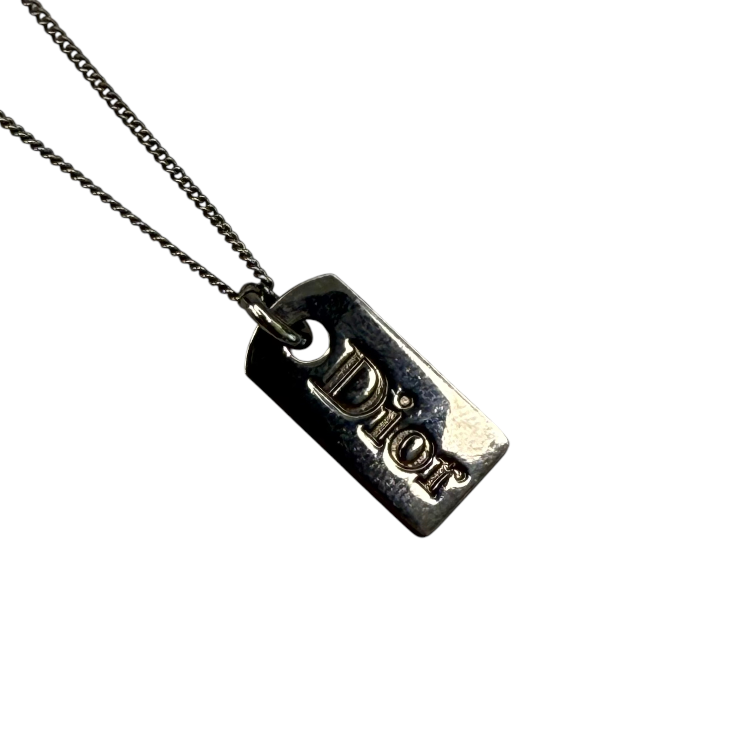 DIOR DEBOSSED SPELLOUT TAG NECKLACE - SILVER PLATED