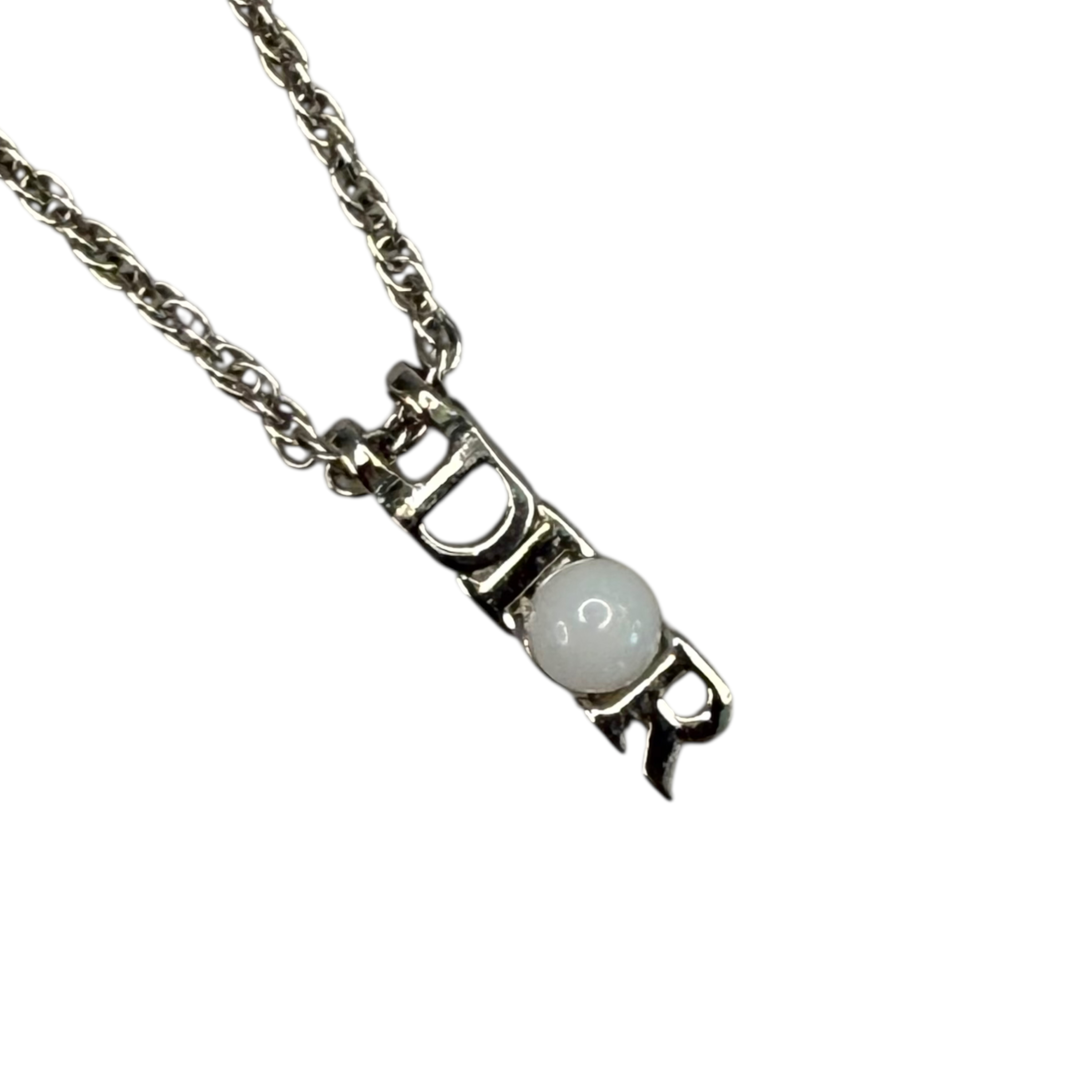 DIOR FAUX PEARL SPELLOUT NECKLACE - SILVER PLATED