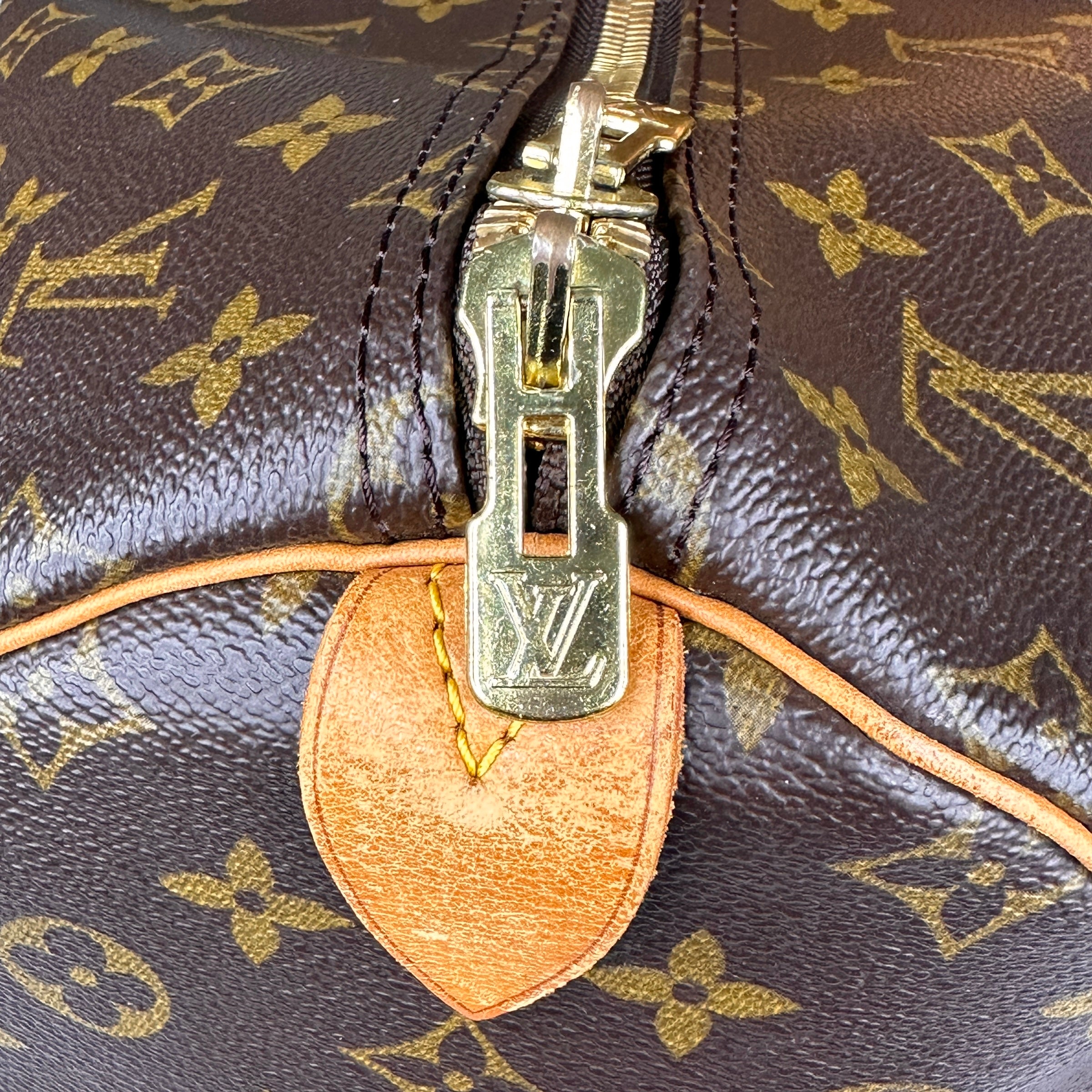 LOUIS VUITTON KEEPALL 55 MONOGRAM DUFFLE BAG