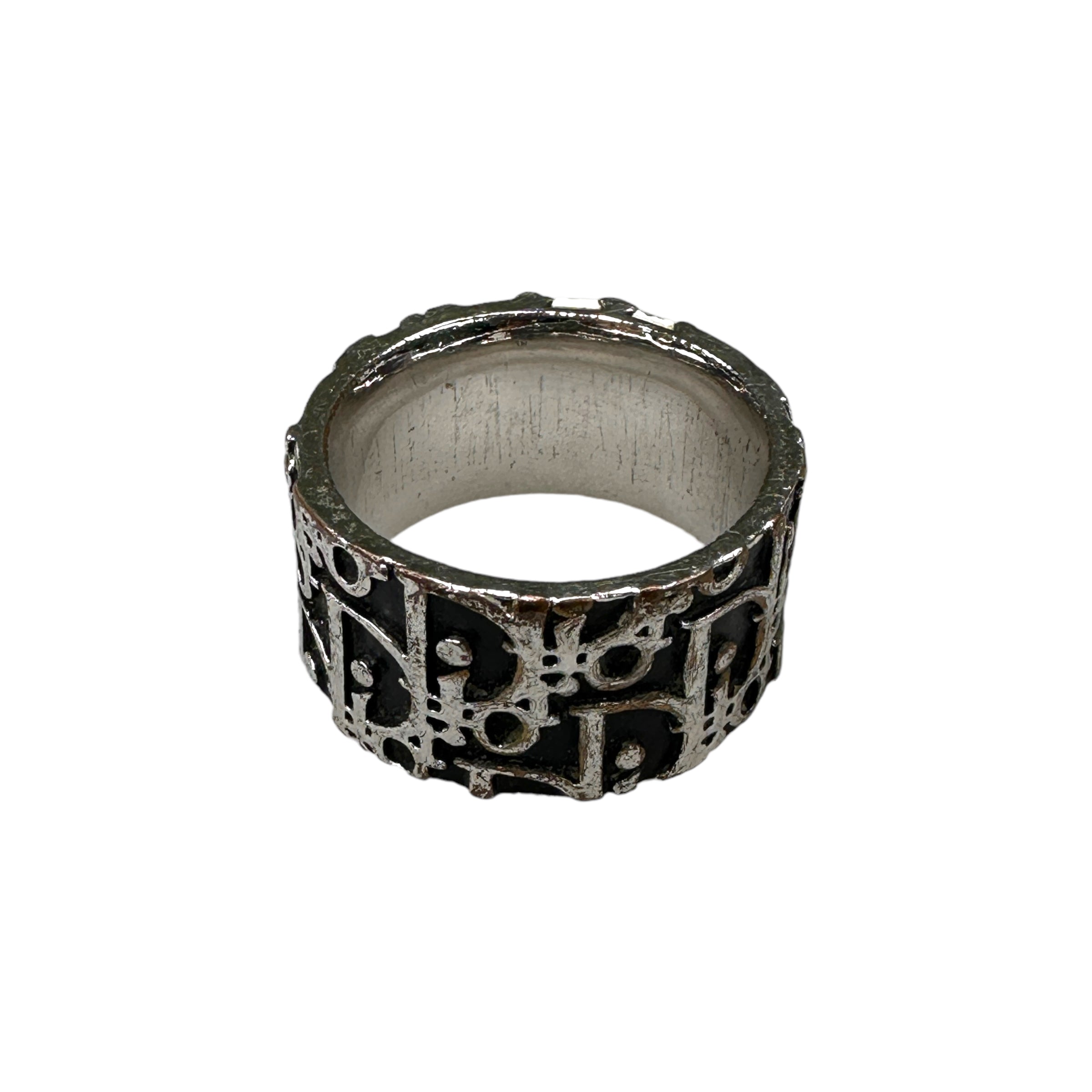 (13) DIOR BLACK TROTTER MONOGRAM "2" RING