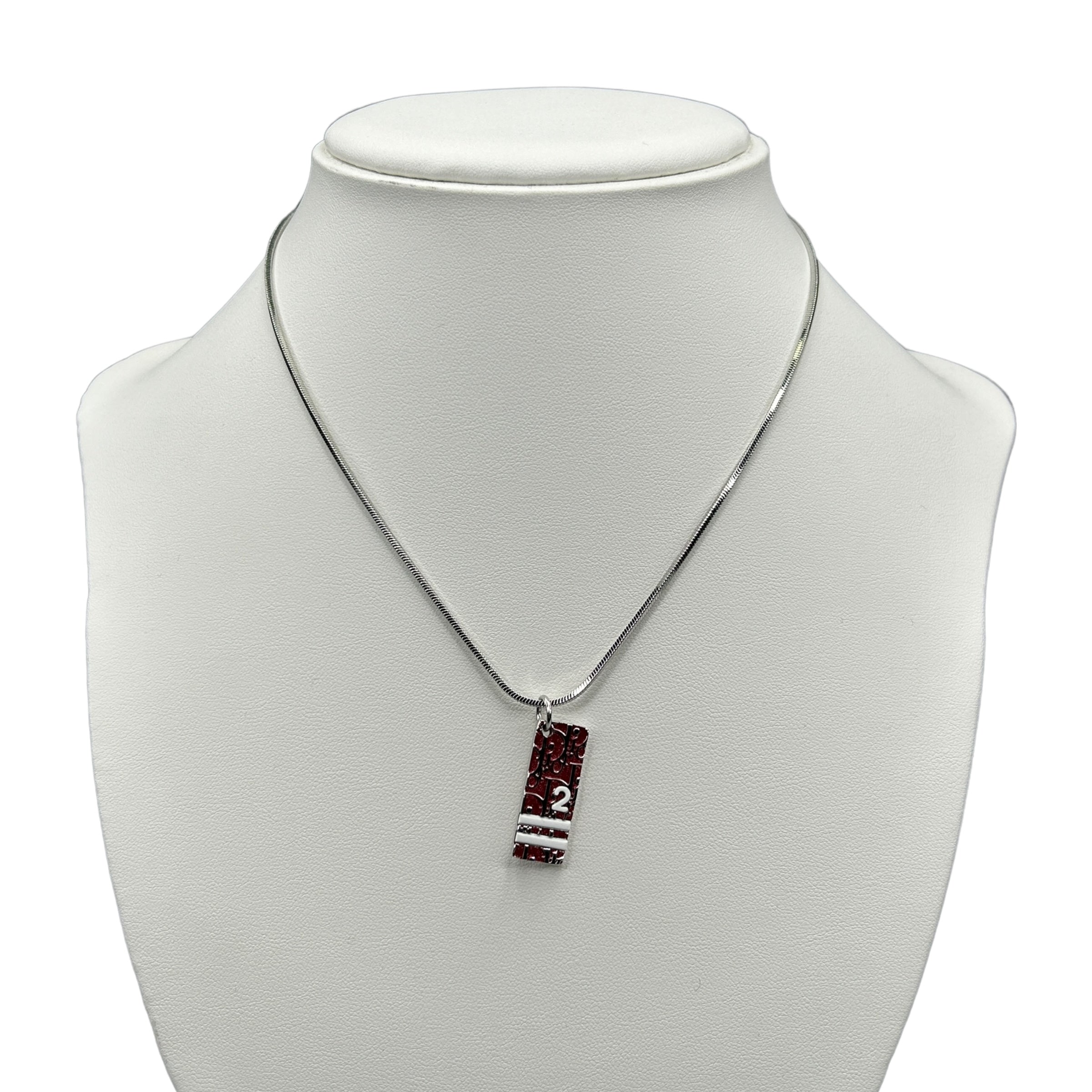 DIOR MAROON TROTTER PLATE NECKLACE - SILVER PLATED