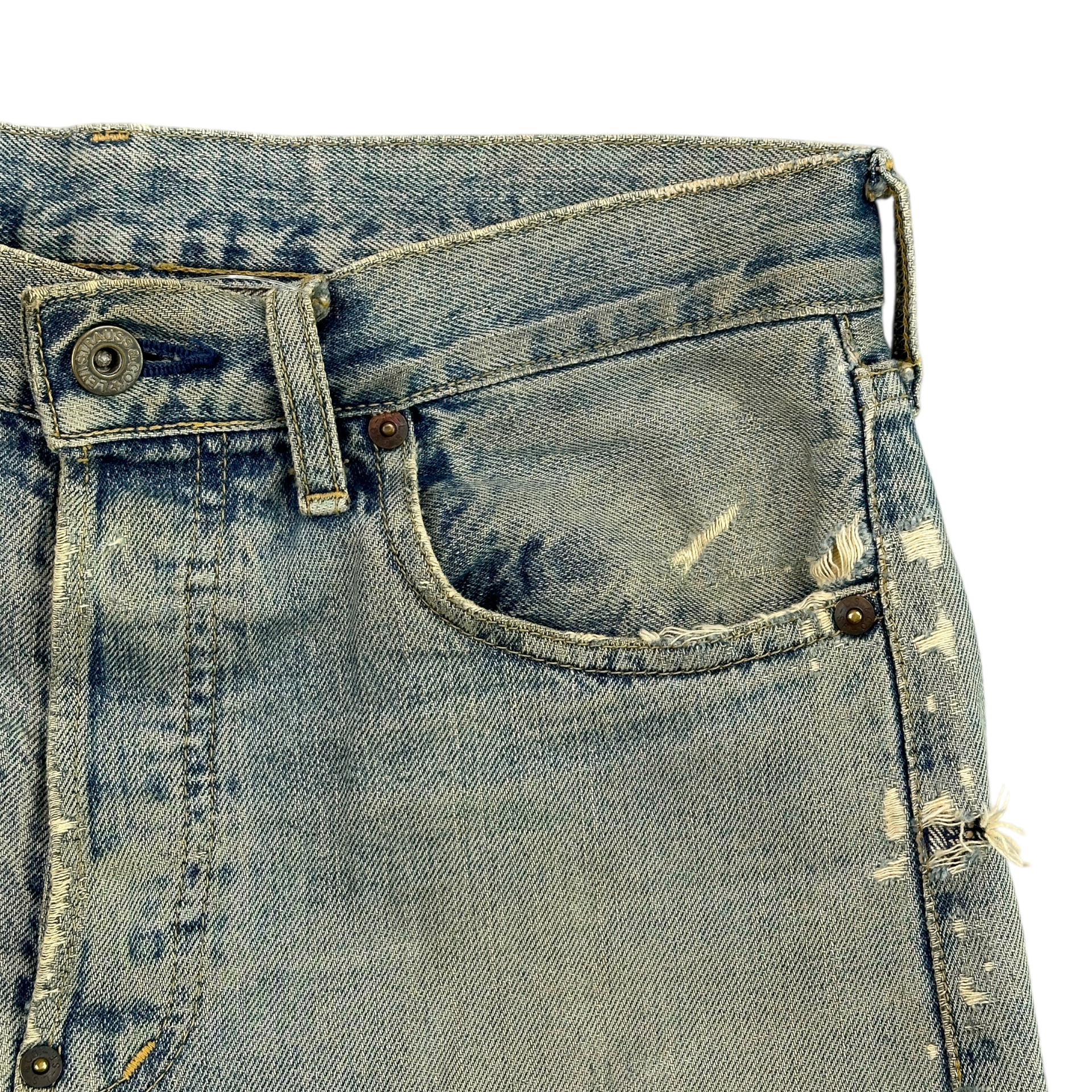 (30) LEVIS 702 DISTRESSED STRAIGHT LEG JEANS - LIGHT WASH