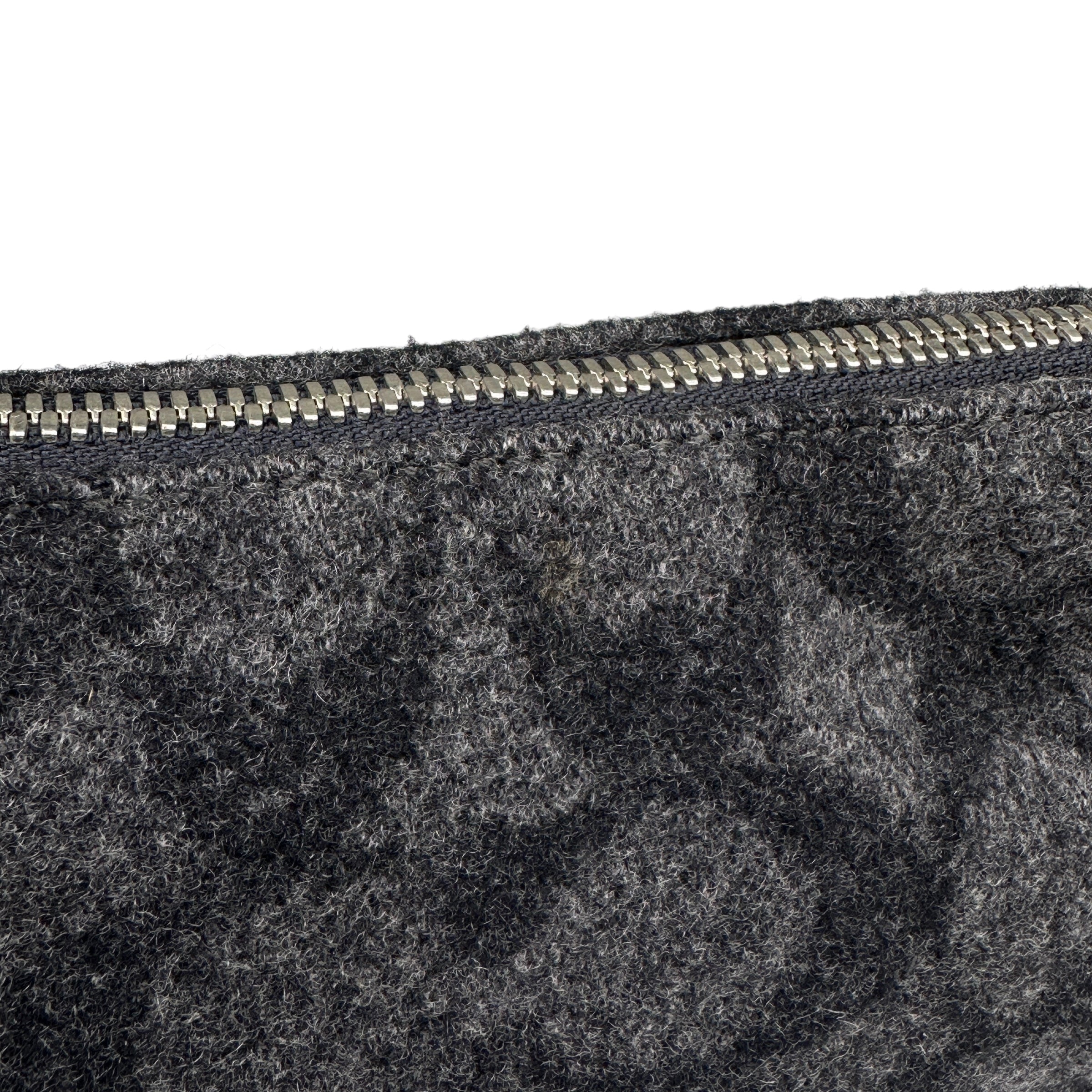 COACH BLACK/GREY WOOLLEN SIGNATURE POCHETTE BAG