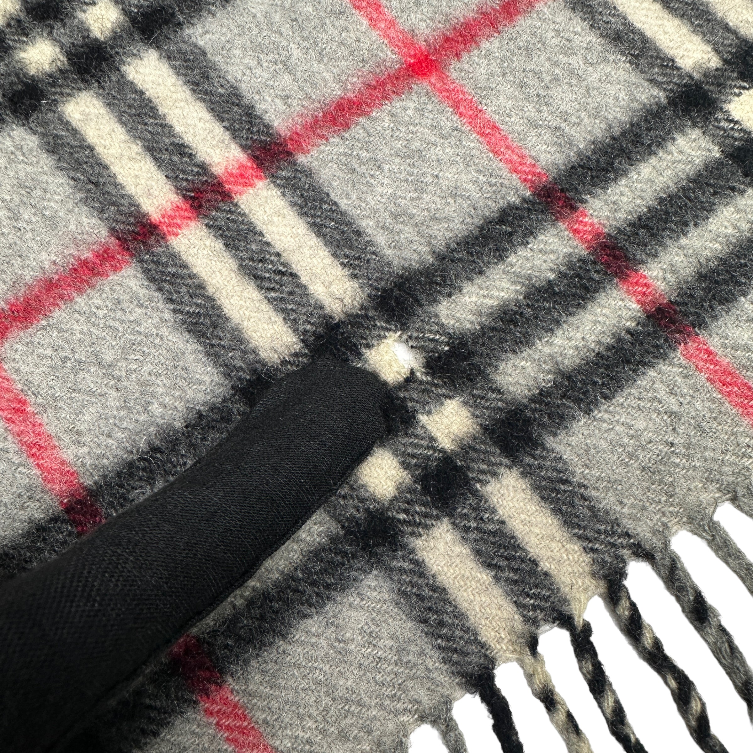 BURBERRY GREY CASHMERE CHECKERED SCARF