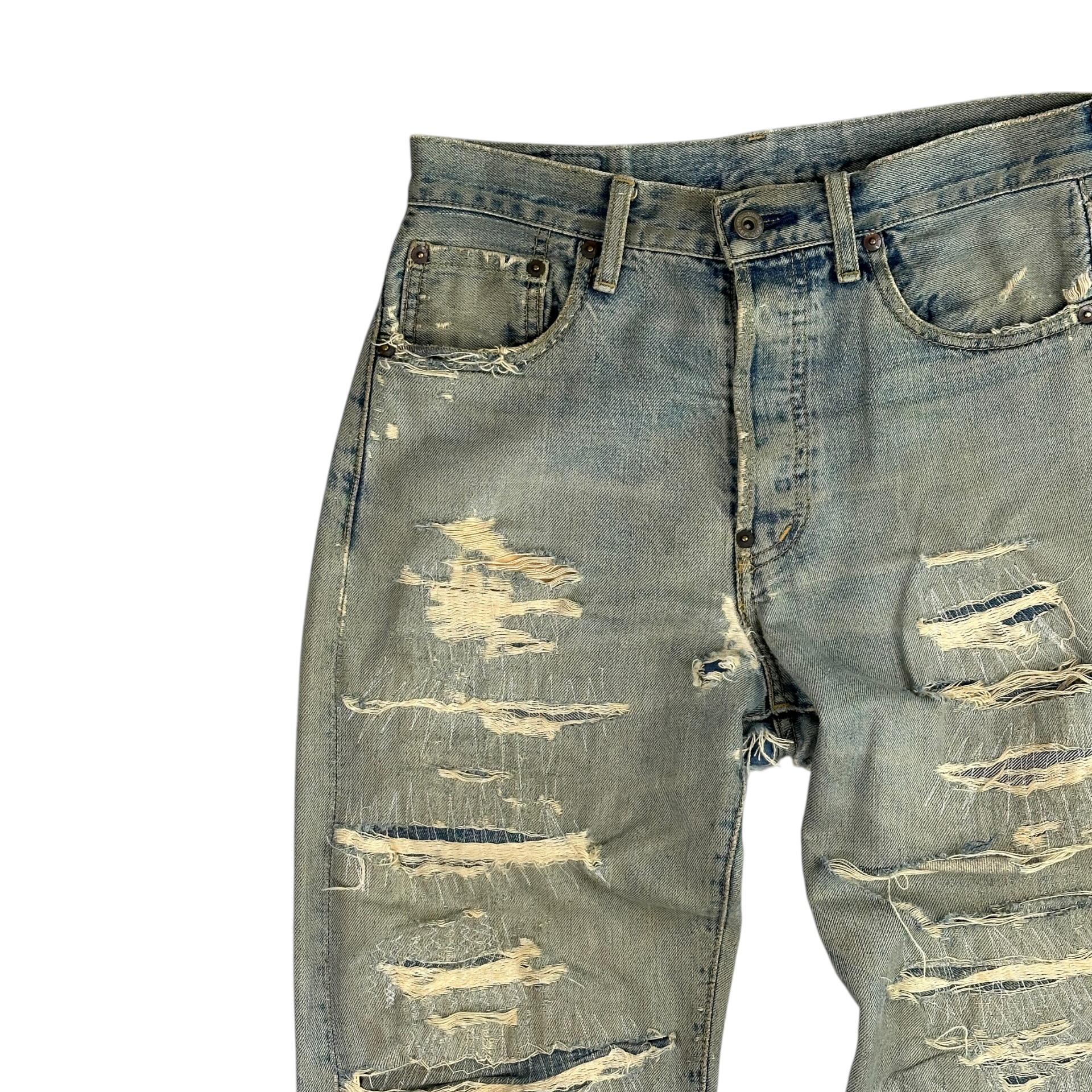 (30) LEVIS 702 DISTRESSED STRAIGHT LEG JEANS - LIGHT WASH