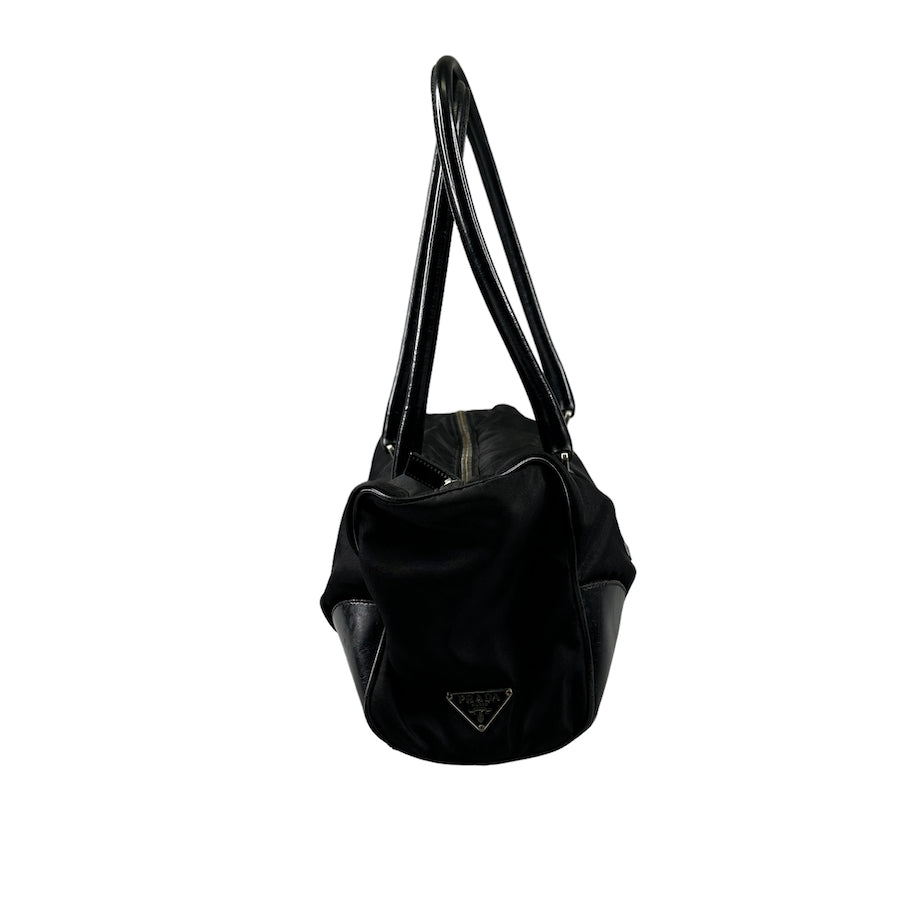 PRADA black nylon / leather shoulder bag