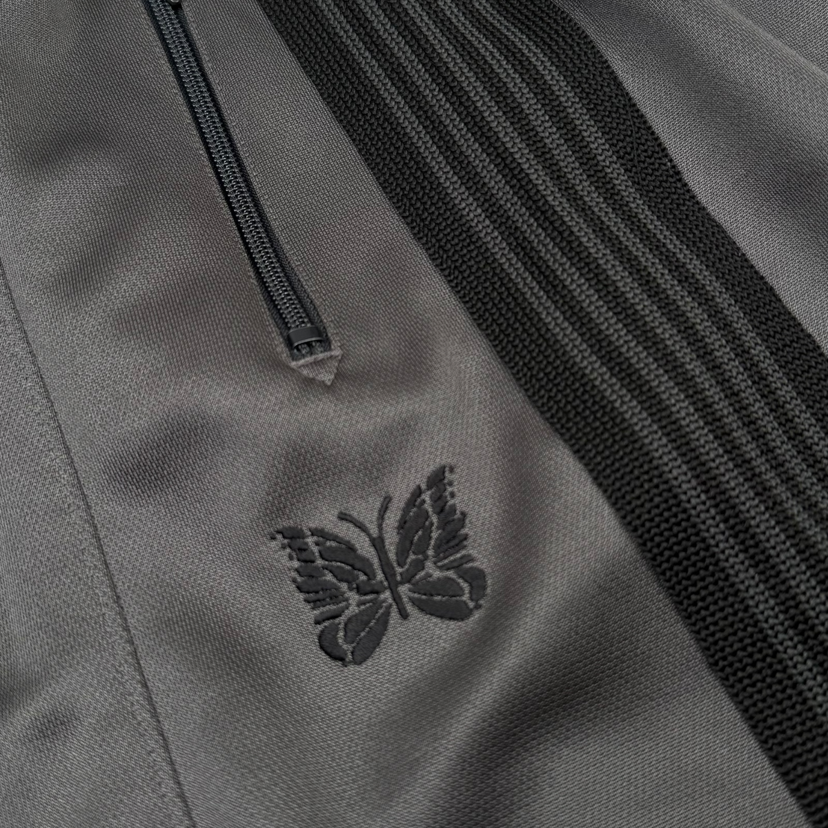 (NEW) NEEDLES H.D TRACK PANTS - CHARCOAL
