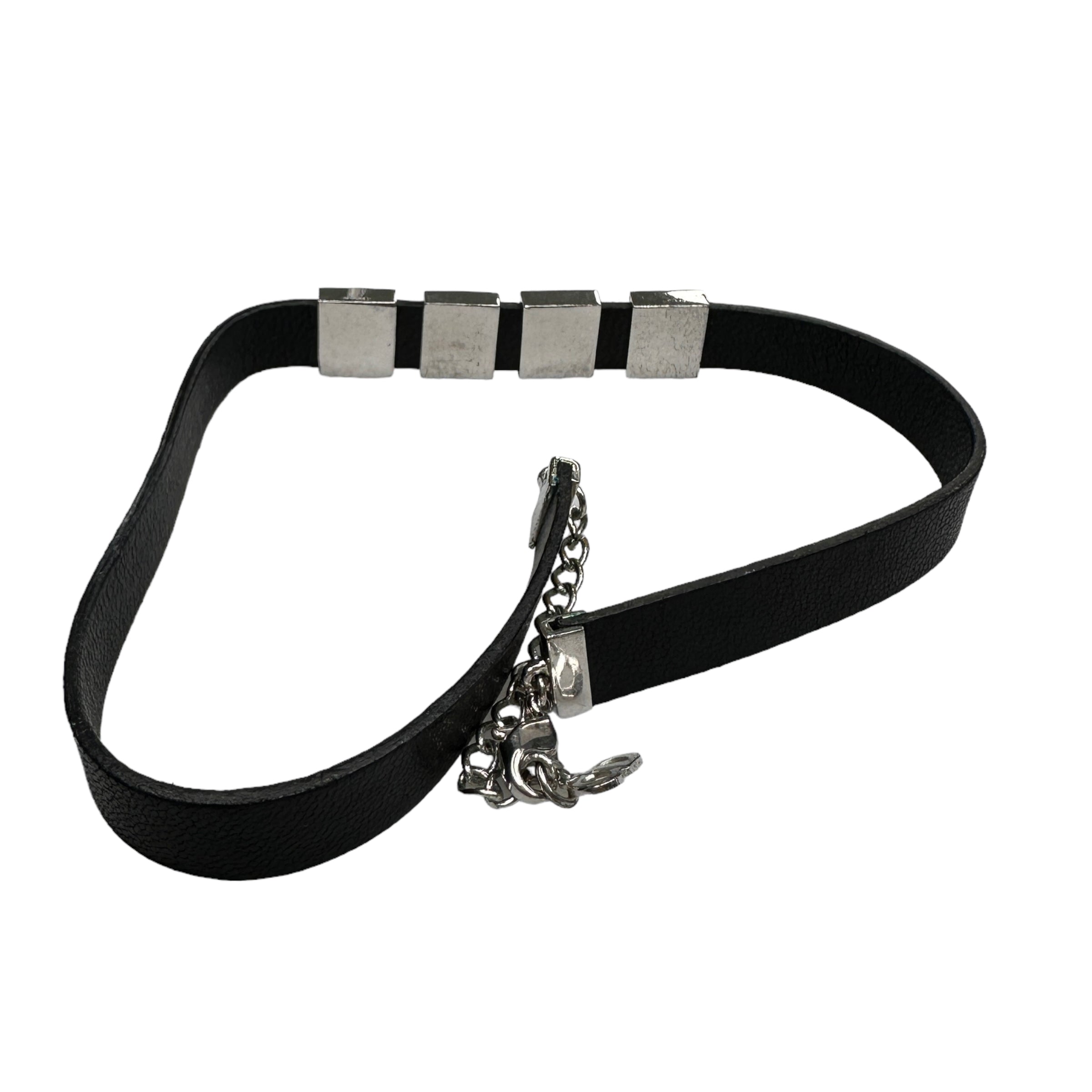 DIOR LEATHER & SPELLOUT CHARM CHOKER