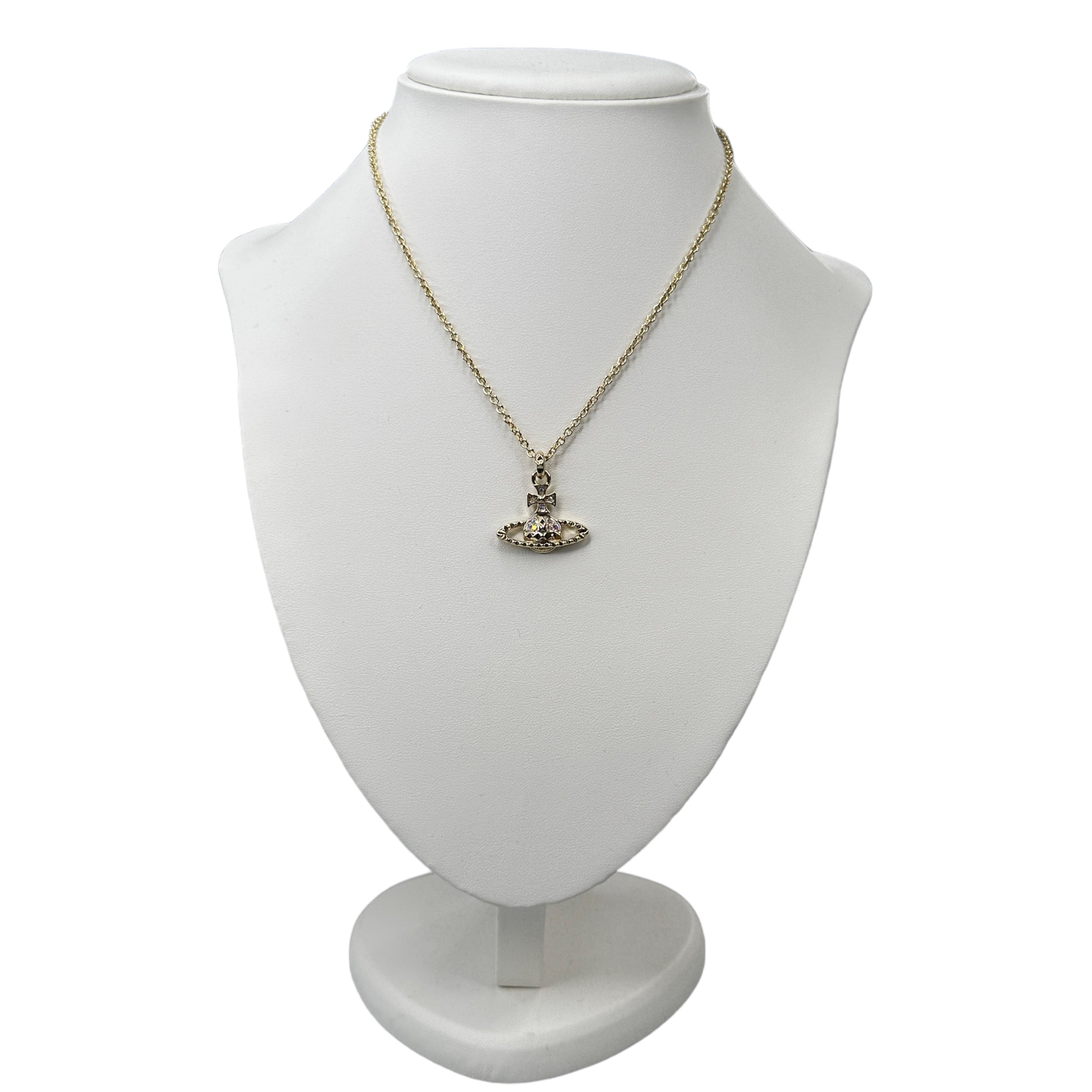 (NEW) VIVIENNE WESTWOOD MAYFAIR BAS RELIEF NECKLACE - GOLD PLATED