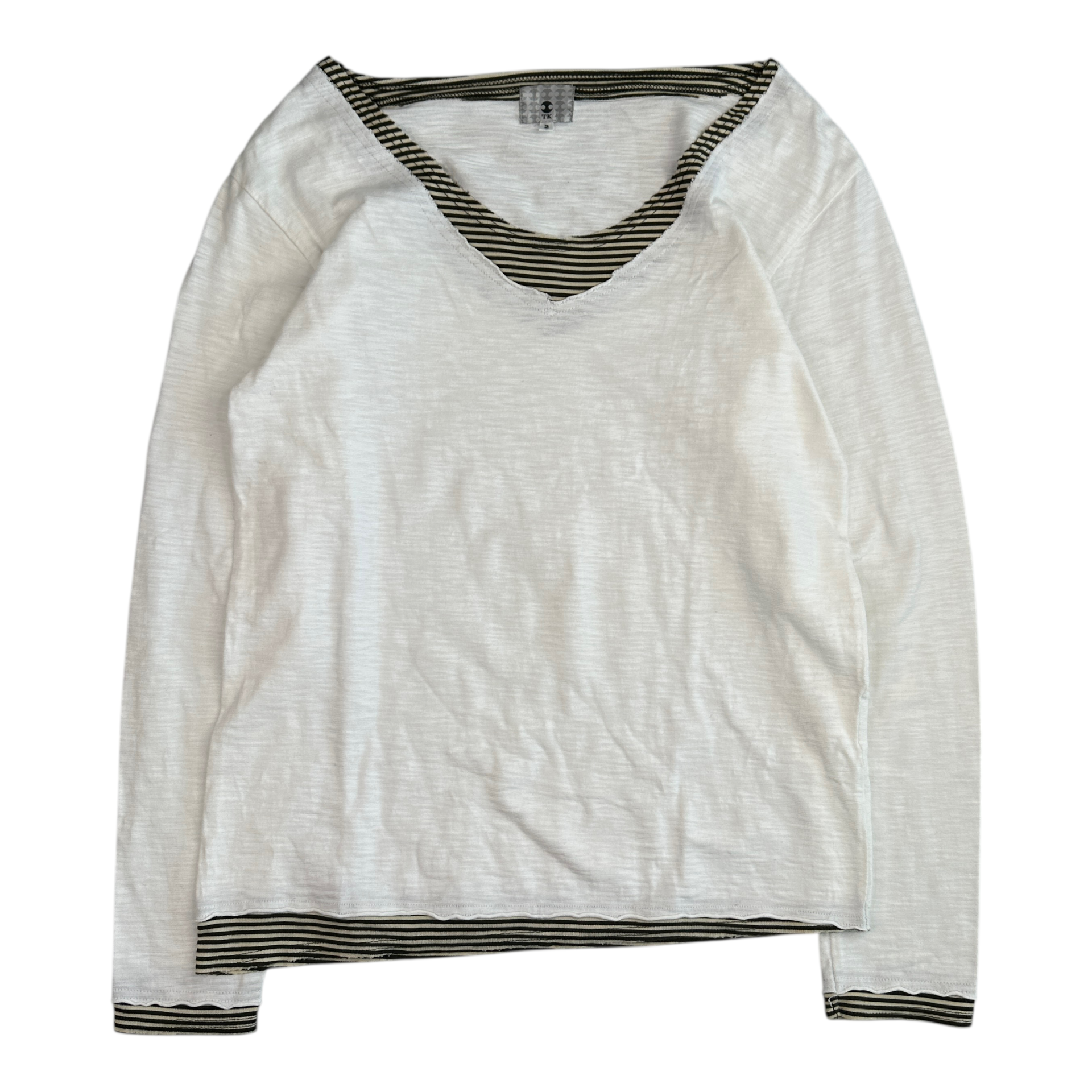 (2) TAKEO KIKUCHI V-NECK LONG SLEEVE TOP - WHITE