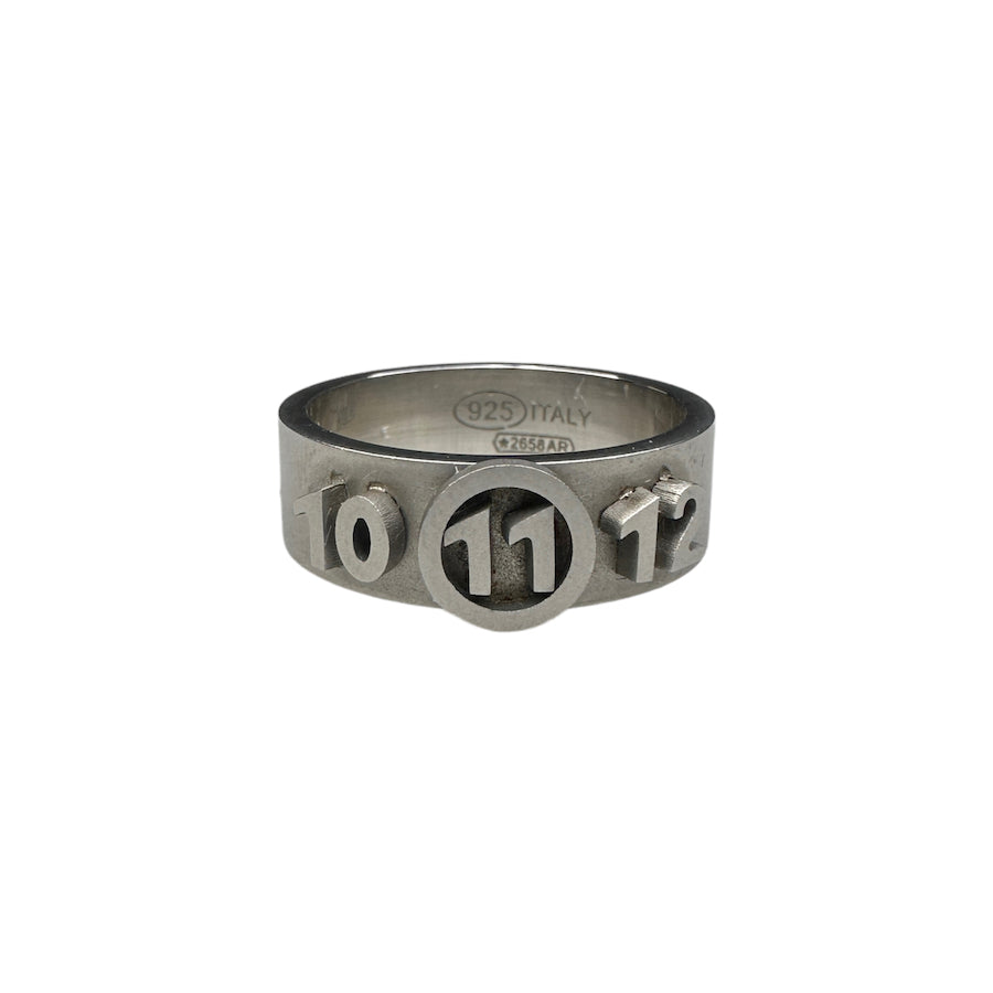 (9) MAISON MARGIELA "11" LOGO BAND MATTE SILVER RING