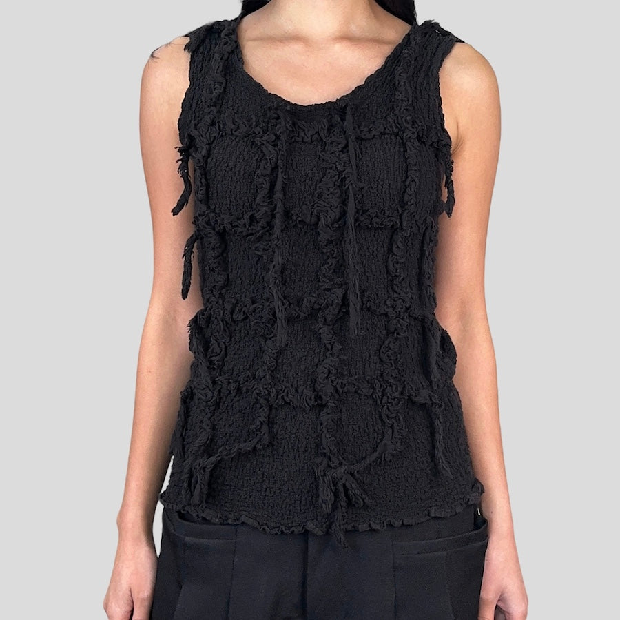 ISSEY MIYAKE ME CAULIFLOWER TANK TOP - BLACK