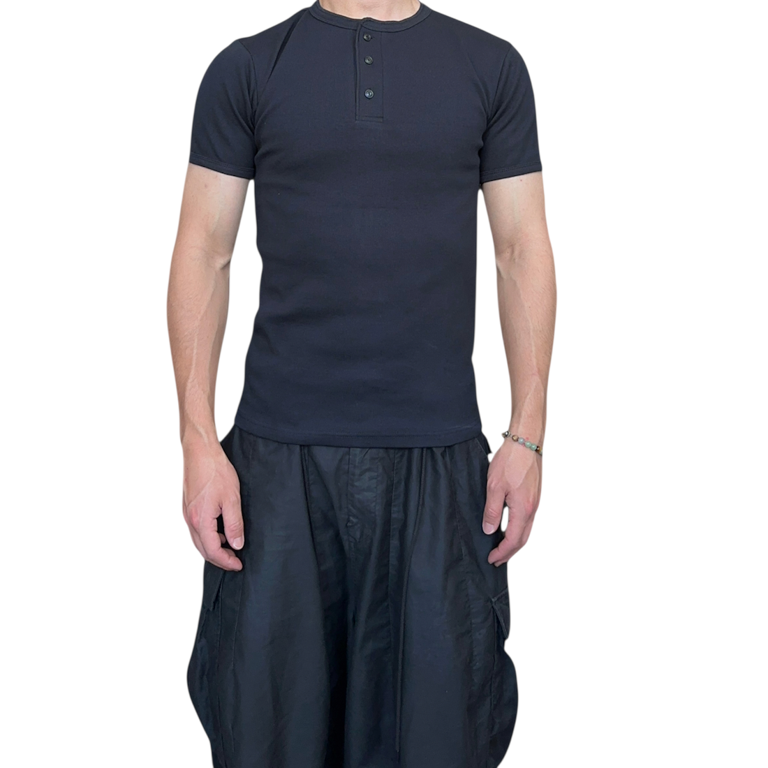 (NEW) AVIREX EVERY DAY HENLEY T-SHIRT- BLACK