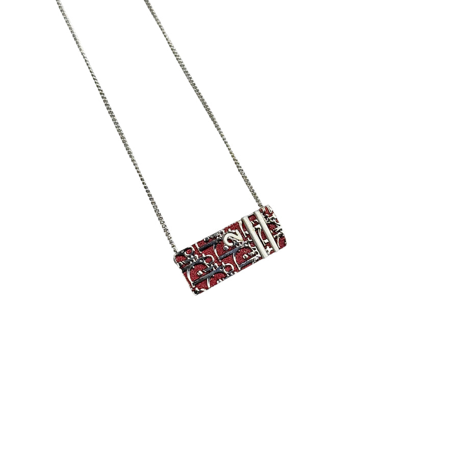 DIOR BURGUNDY TROTTER MONOGRAM PLATE NECKLACE - SILVER PLATED F38R