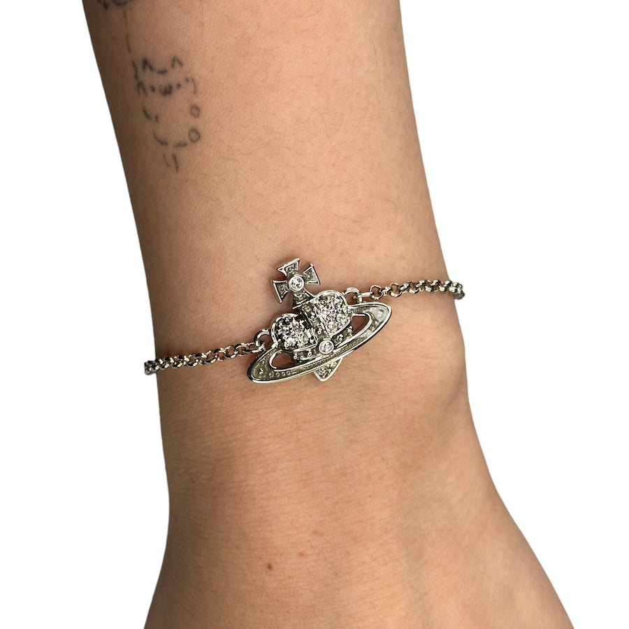 VIVIENNE WESTWOOD REVERSE HEART BRACELET - PLATINUM