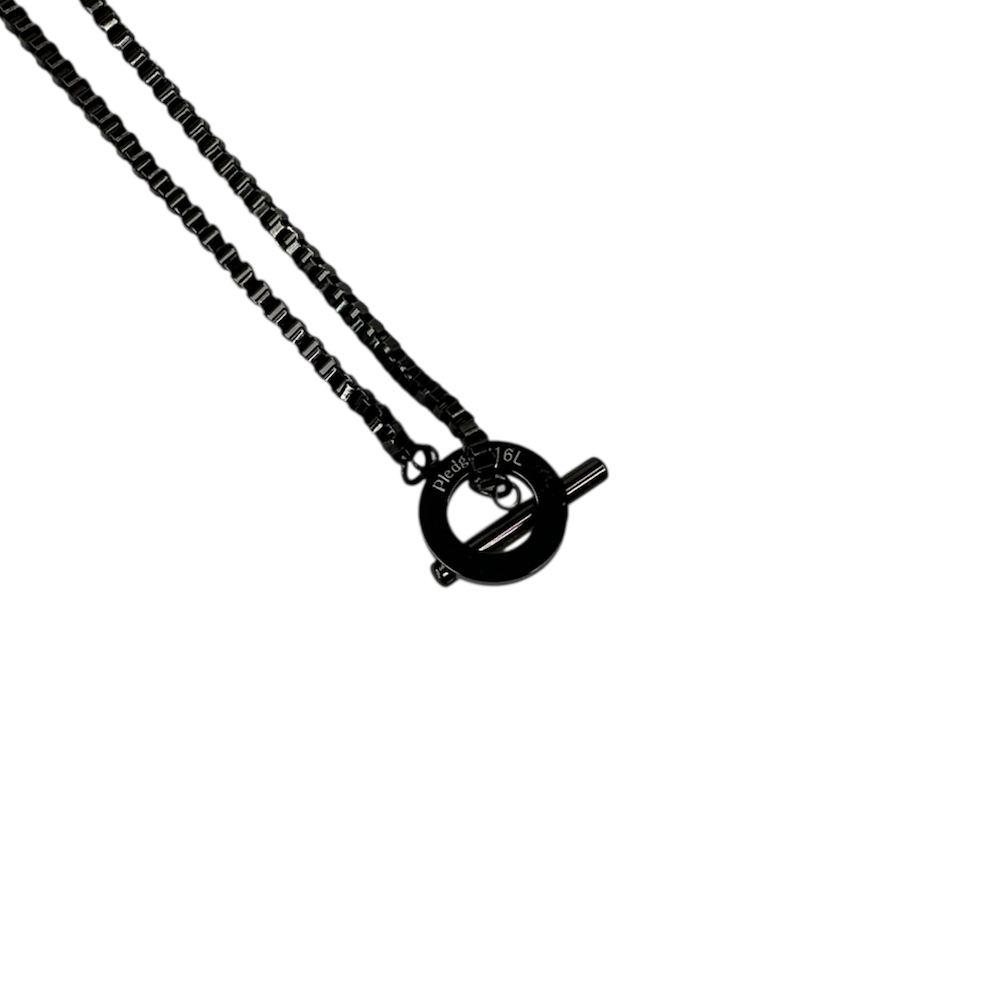 PLEDGE NECKLACE
