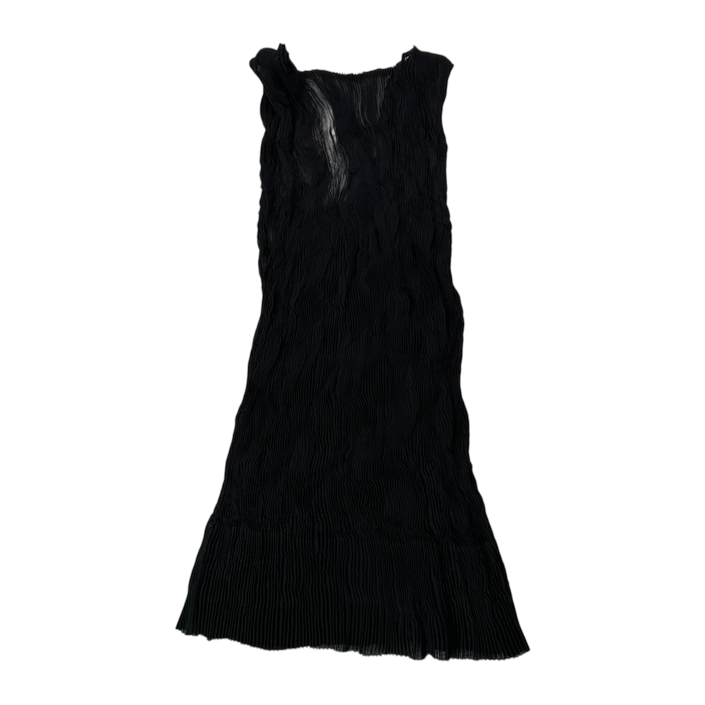 (2) ISSEY MIYAKE PLEATED TANK TOP