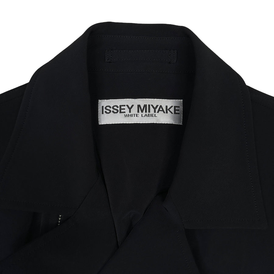 ISSEY MIYAKE WHITE LABEL ASYMMETRICAL ZIP BLOUSON JACKET