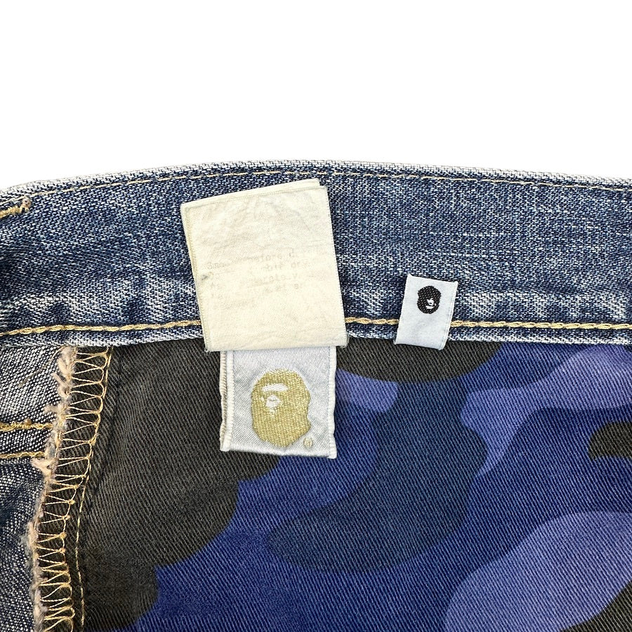 (M) BAPE WHITE TWINSTA DENIM SHORTS