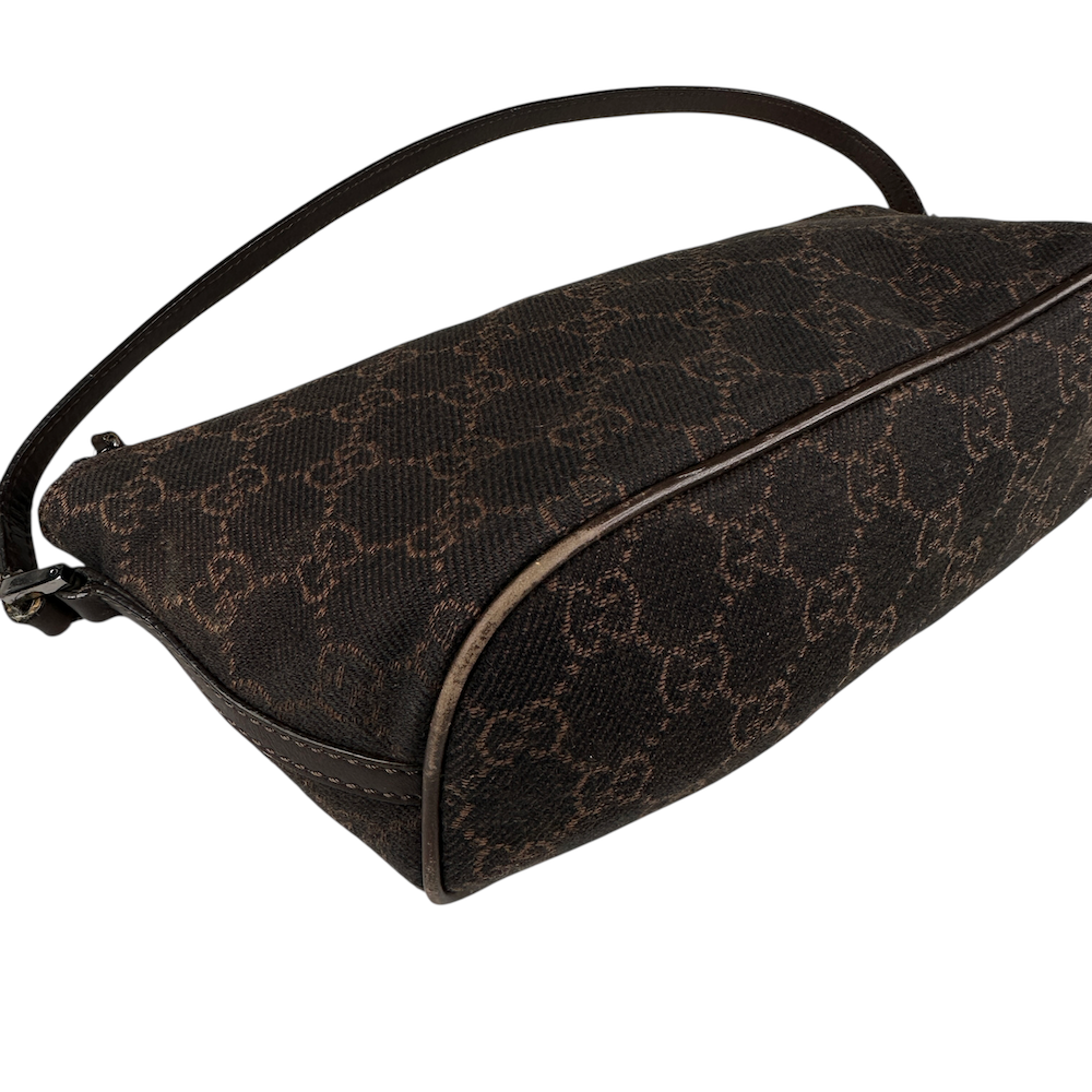 GUCCI GG CANVAS BOAT POCHETTE - BROWN