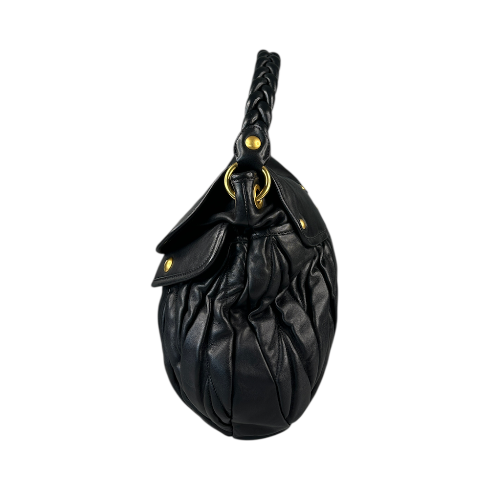 MIU MIU MATELASSE SHOULDER BAG - BLACK