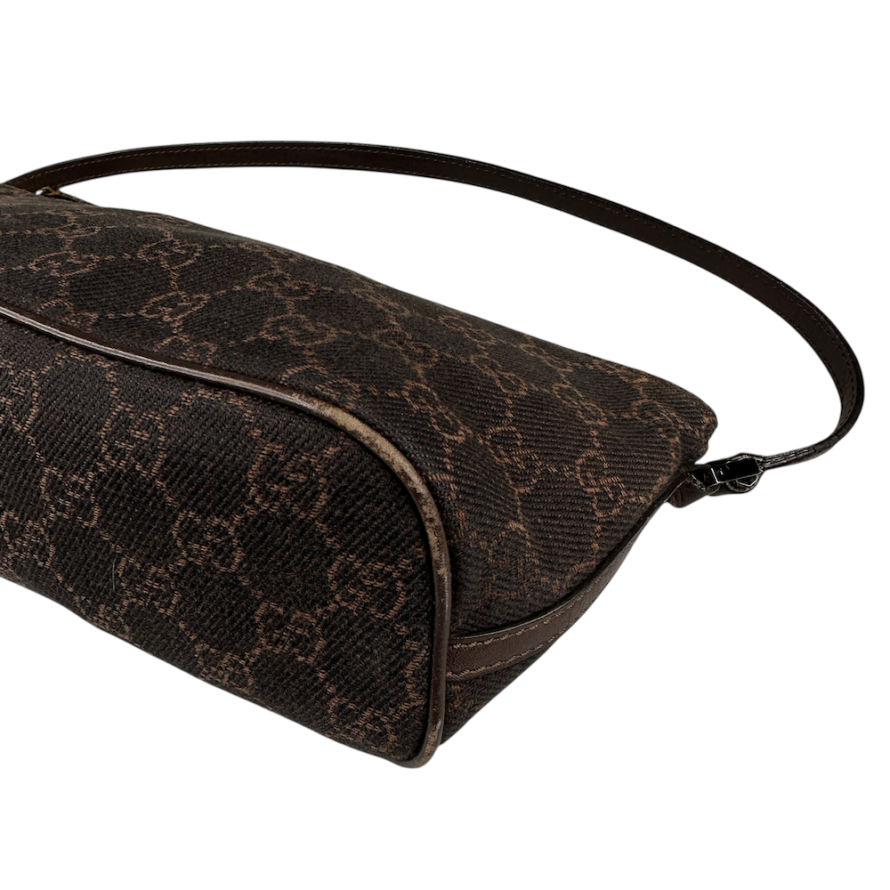 GUCCI GG CANVAS BOAT POCHETTE - BROWN