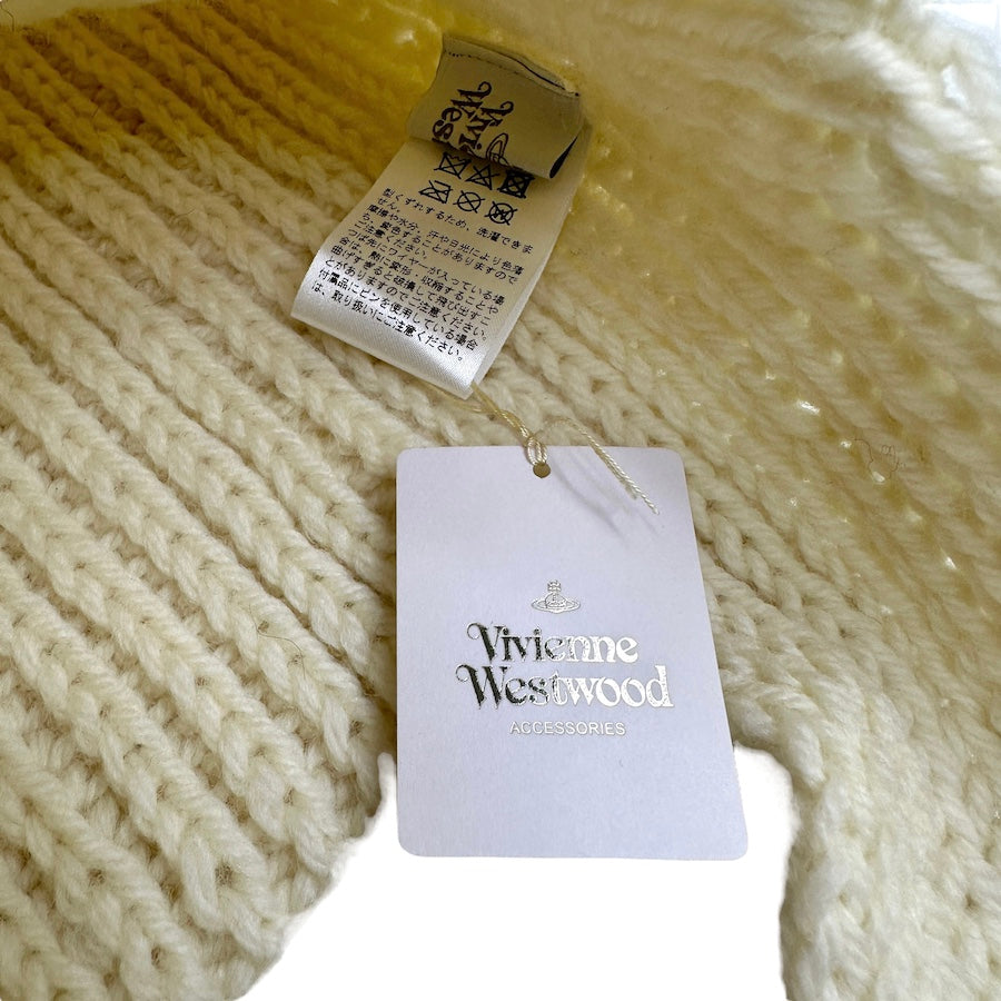 (BRAND NEW) VIVIENNE WESTWOOD WOOL CREAM CAT EAR BEANIE