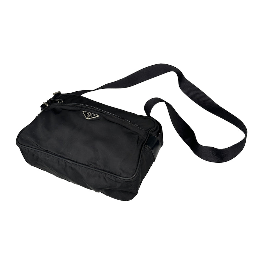 PRADA BLACK NYLON CAMERA CROSSBODY BAG (58)