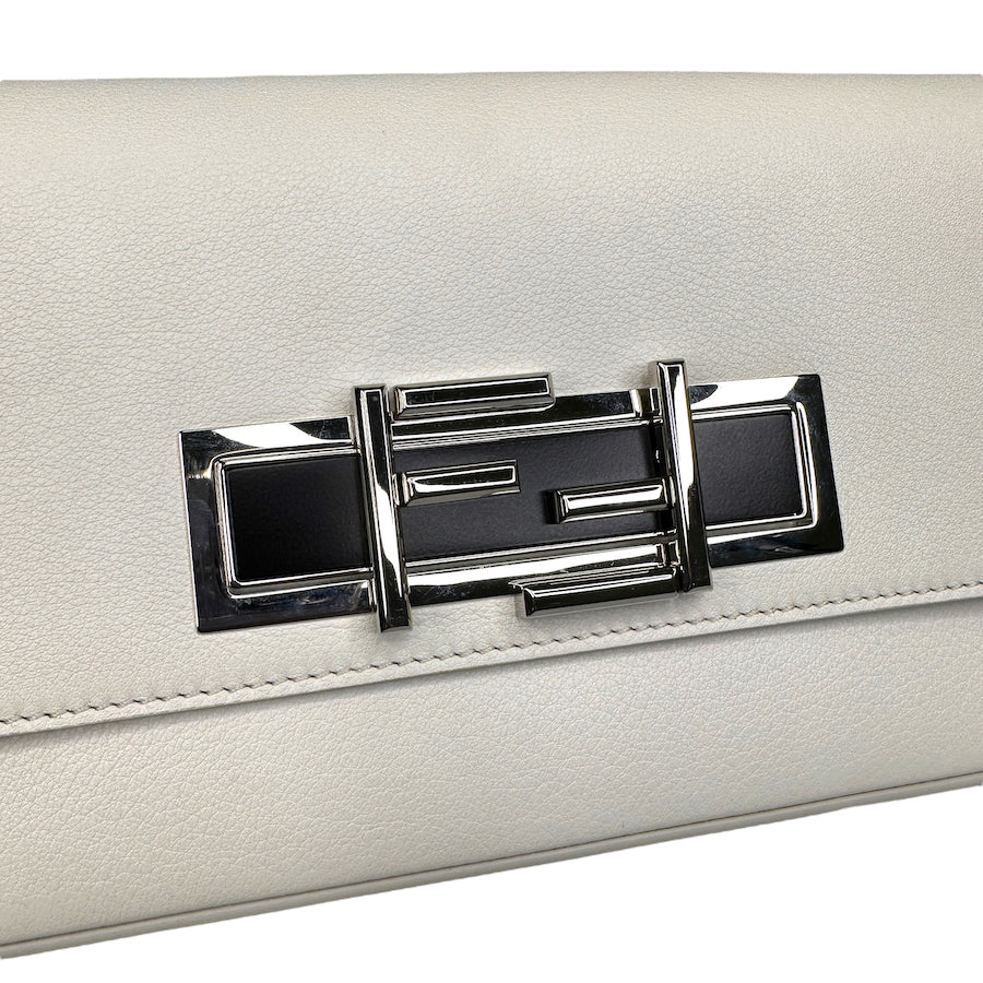 FENDI 2015 WHITE LEATHER BAGUETTE BAG