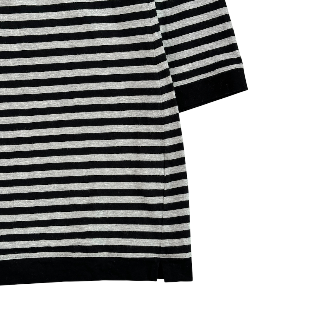 (1) BURBERRY BLACK LABEL STRIPED 3/4 SLEEVE TOP - GREY/BLACK