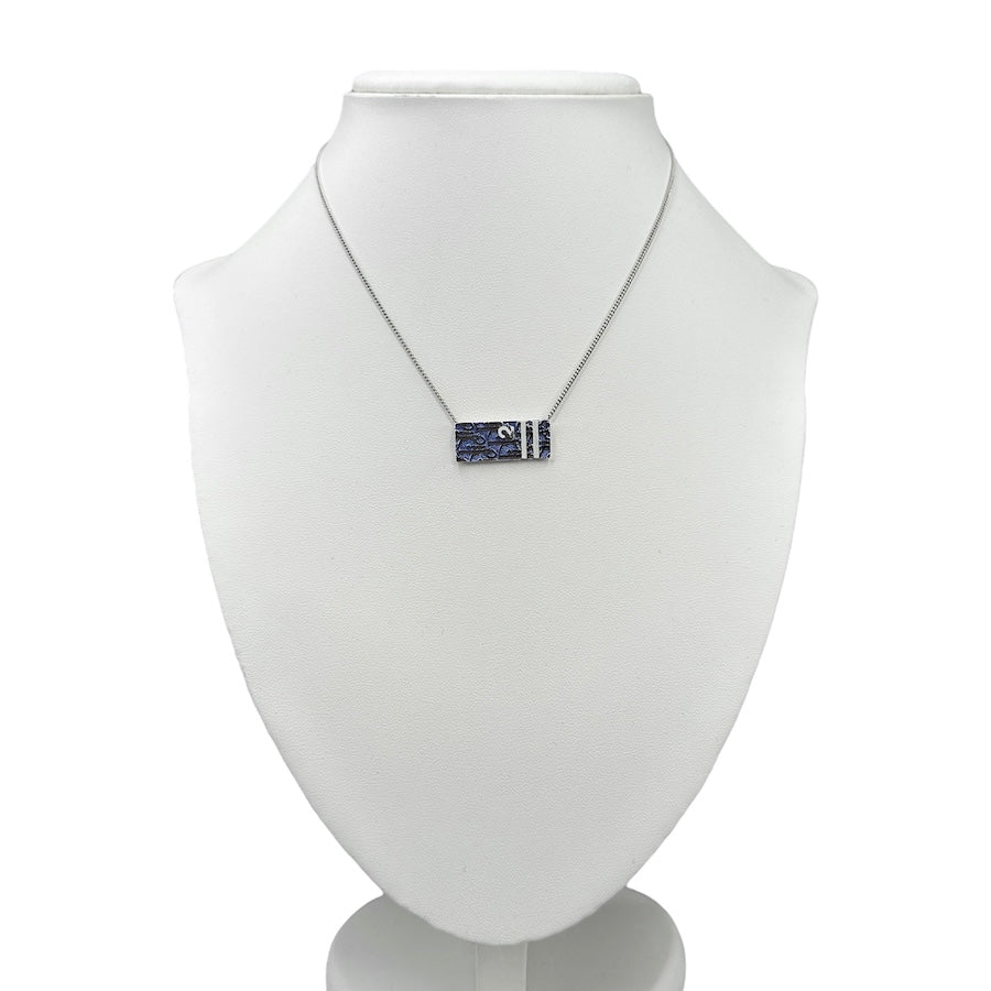 DIOR BLUE TROTTER PLATE NECKLACE - SILVER PLATED