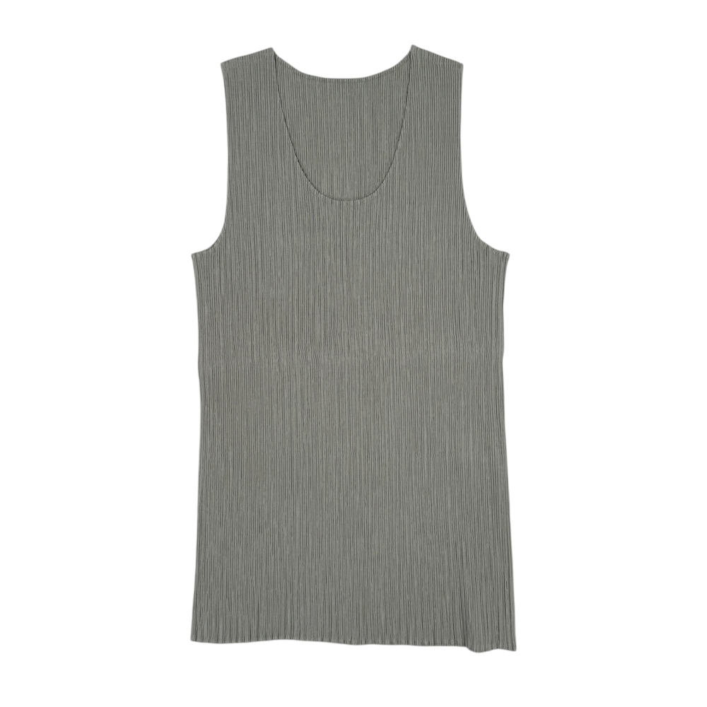 ISSEY MIYAKE PLEATED TANK TOP - LIGHT GREY