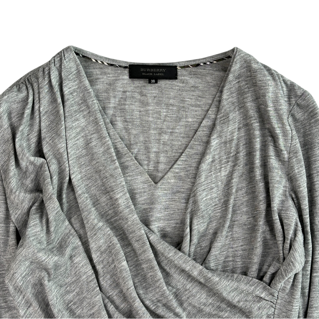 (38) BURBERRY BLACK LABEL V-NECK TOP - GREY