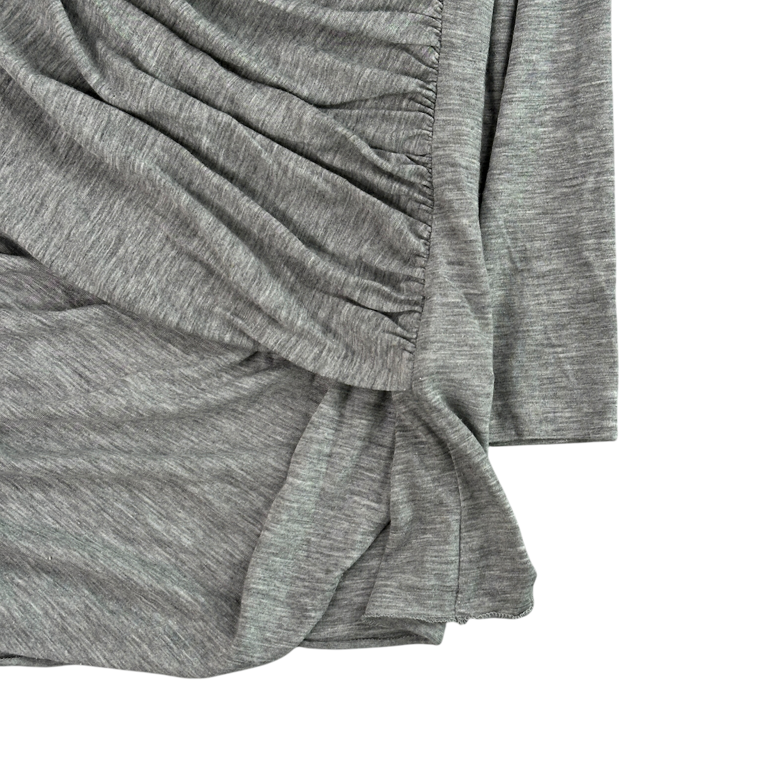 (38) BURBERRY BLACK LABEL V-NECK TOP - GREY