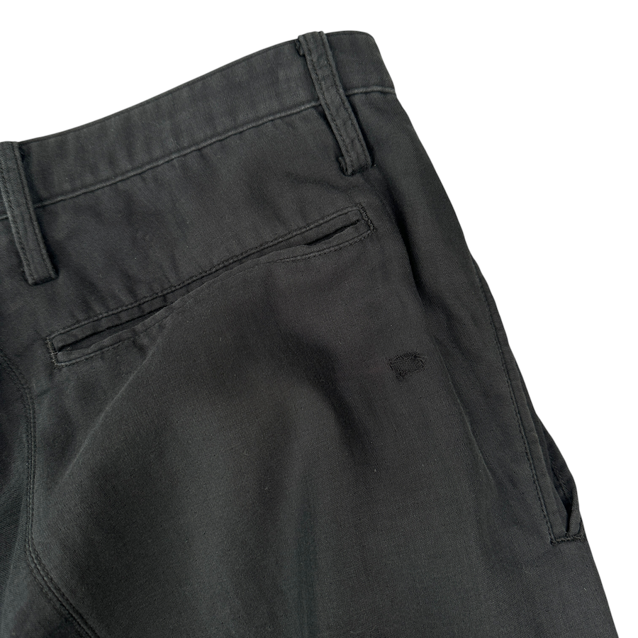 ISSEY MIYAKE MEN SAROUEL SHORTS