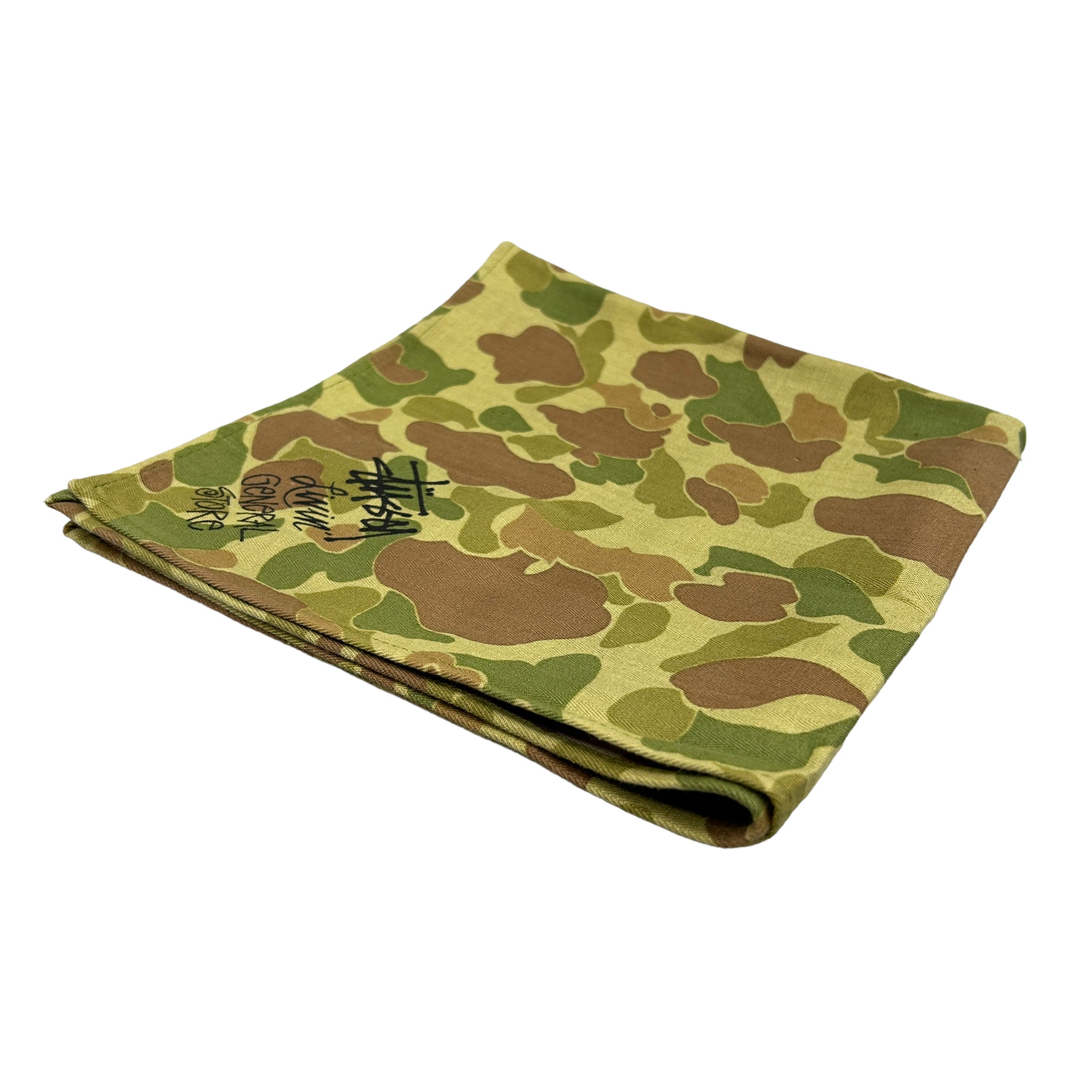 STUSSY CAMOUFLAGE BANDANA