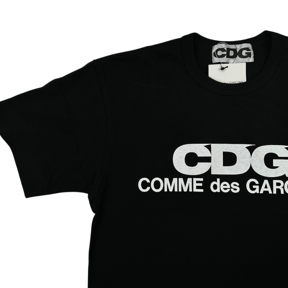 (NEW) COMME DES GARCONS LOGO T-SHIRT - BLACK