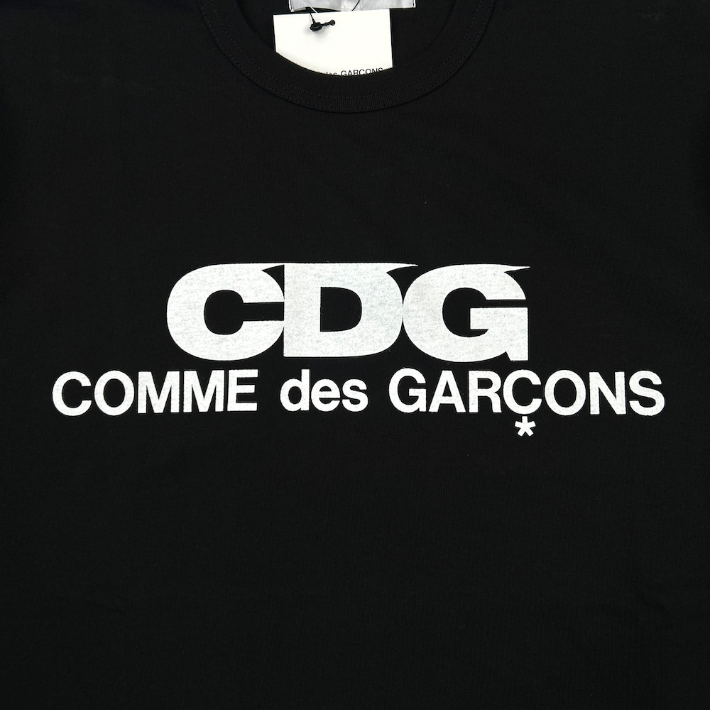 (NEW) COMME DES GARCONS LOGO T-SHIRT - BLACK