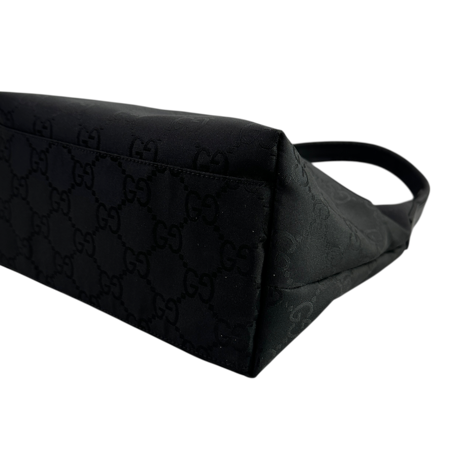 GUCCI GG NYLON HOBO SHOULDER BAG - BLACK