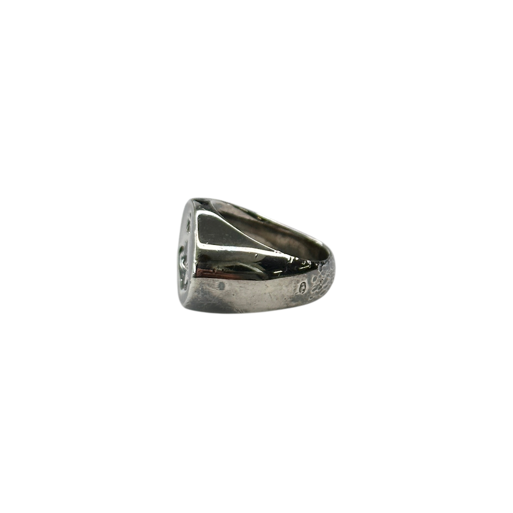(5) VIVIENNE WESTWOOD 925 SILVER SIGNET RING