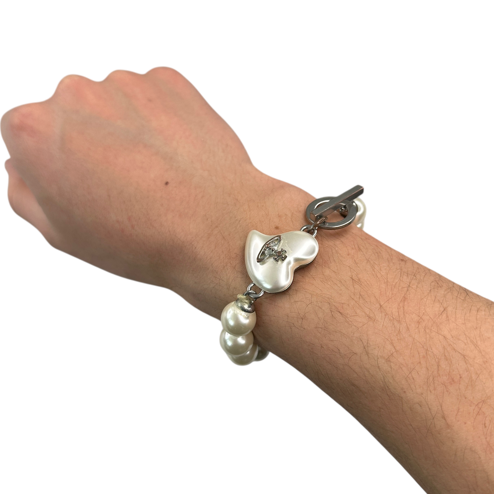 VIVIENNE WESTWOOD HEART & PEARL BRACELET