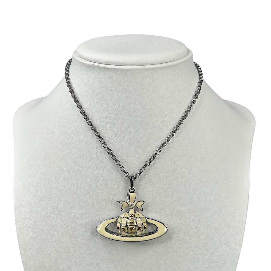 VIVIENNE WESTWOOD CREAM ENAMEL BAS RELIEF NECKLACE - SILVER