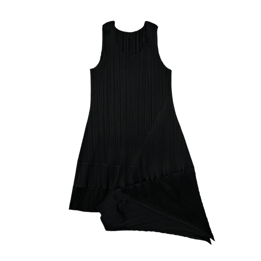 (3) ISSEY MIYAKE ASYMMETRICAL TANK DRESS