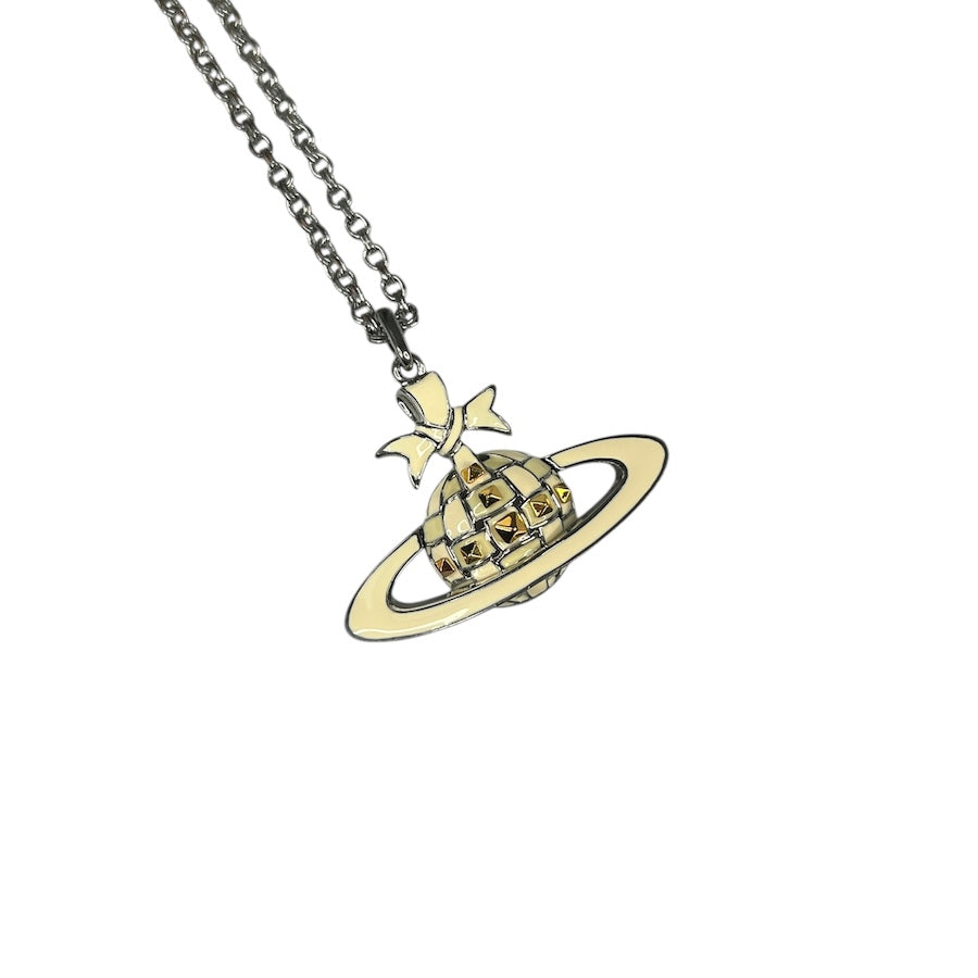 VIVIENNE WESTWOOD CREAM ENAMEL BAS RELIEF NECKLACE - SILVER