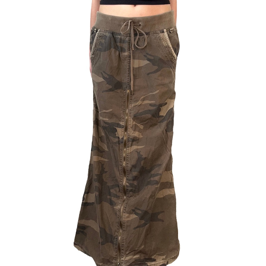 G.O.A CAMO CARGO ZIP SKIRT – Top Floor Gallery